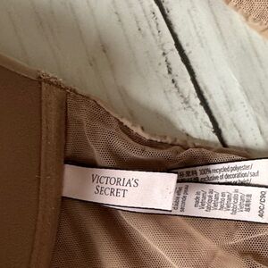 Victoria's Secret Beige Mesh-Trim Bra